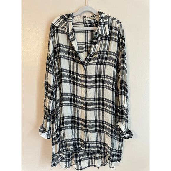 Alice + Olivia Finely Oversized Black & White Plaid Flannel Light Button Down M - Picture 1 of 4